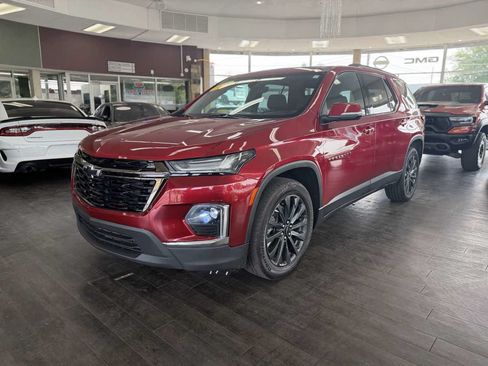 Used 2023 Chevrolet Traverse RS AWD/4WD image 10