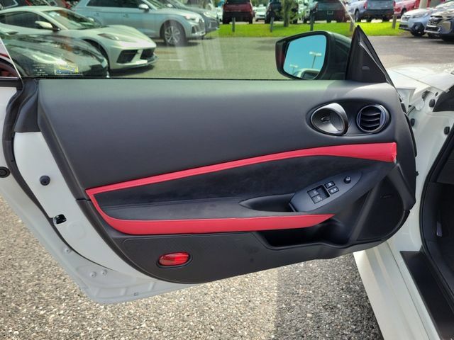 Used 2026 Nissan Z Performance w/ Floor Mat Package RWD image 18