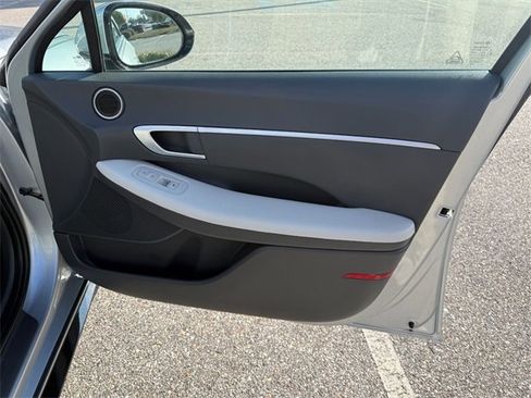 Used 2024 Hyundai Sonata SEL image 11