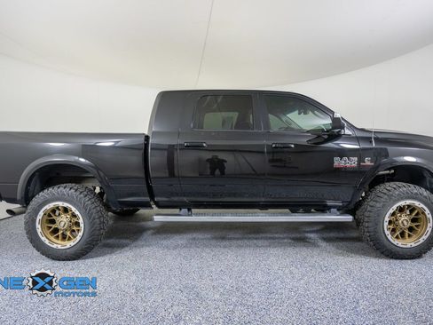 Used 2018 RAM 3500 Laramie w/ Sport Appearance Group AWD/4WD image 8
