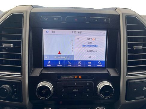 Used 2020 Ford F150 Lariat w/ Equipment Group 502A Luxury AWD/4WD image 26
