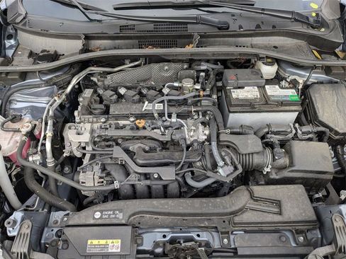 Used 2024 Toyota Corolla Cross LE image 41