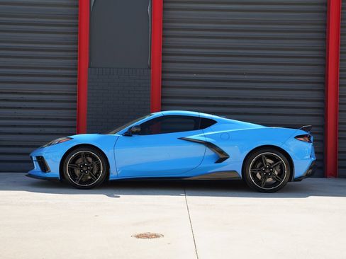 Used 2023 Chevrolet Corvette Stingray Preferred Cpe w/ Z51 Performance Package RWD image 9