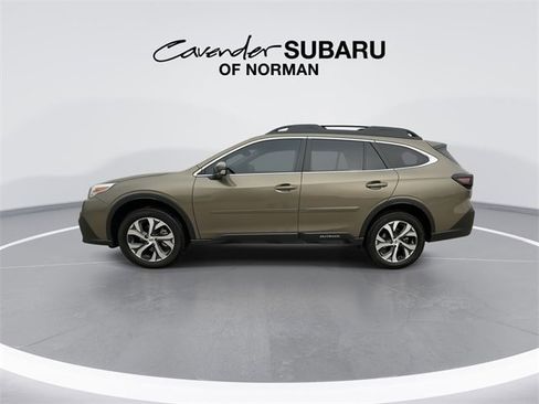 Used 2020 Subaru Outback Limited image 5