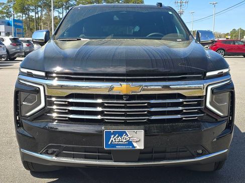 New 2026 Chevrolet Suburban Premier w/ Sun And Tow Package image 8