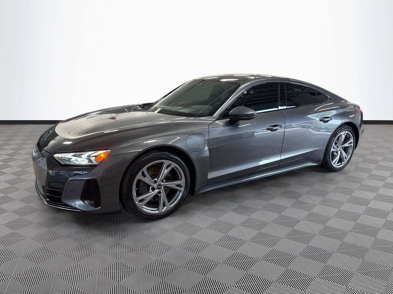 Used 2022 Audi e-tron GT Premium Plus AWD/4WD image 3