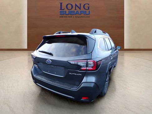 Certified 2025 Subaru Outback Premium image 3