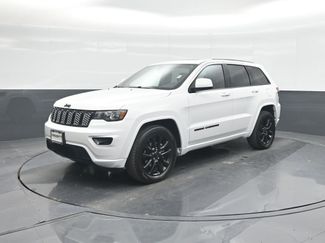 Used 2020 Jeep Grand Cherokee Altitude video 1