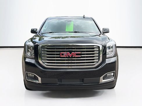 Used 2018 GMC Yukon XL SLT w/ Premium Edition AWD/4WD image 2