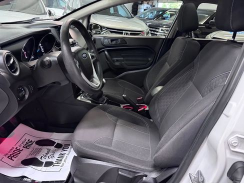Used 2017 Ford Fiesta SE w/ Equipment Group 201A FWD image 15