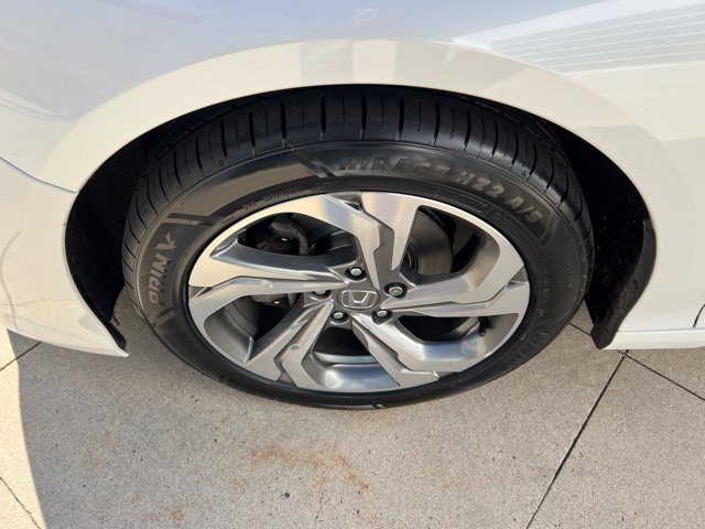 Used 2019 Honda Accord EX-L image 10
