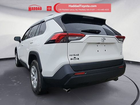 Certified 2021 Toyota RAV4 LE image 3