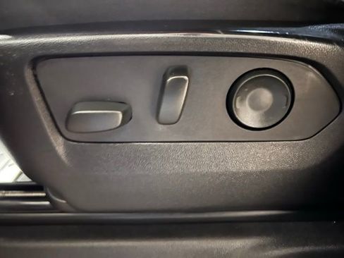 Used 2022 Chevrolet Silverado 1500 RST w/ LPO, Dark Essentials Package image 17