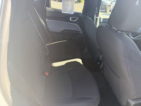 New 2025 Jeep Compass Sport image 35