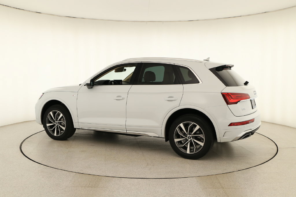 Certified 2023 Audi Q5 2.0T Premium Plus AWD/4WD image 3
