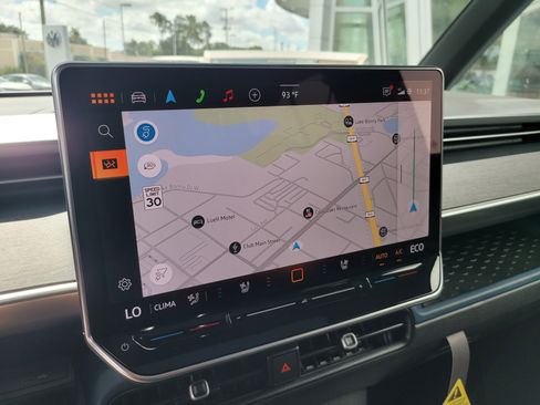 New 2025 Volkswagen ID. Buzz Pro S Plus image 22