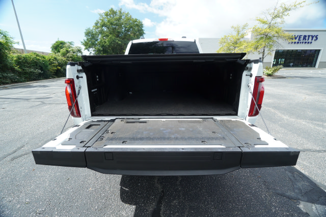 Used 2025 Ford F150 King Ranch w/ FX4 Off-Road Package AWD/4WD image 11