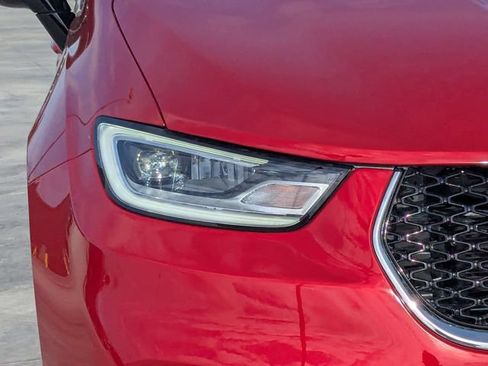 New 2026 Chrysler Pacifica Select FWD image 9