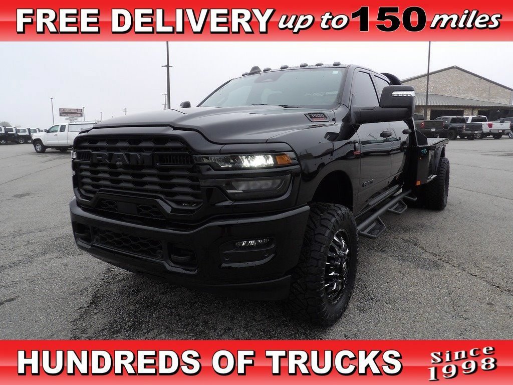 Used 2025 RAM 3500 Big Horn AWD/4WD image 1