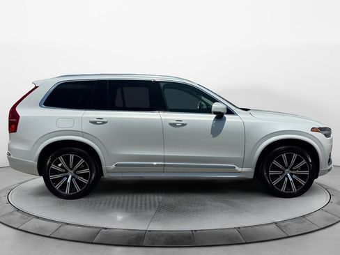Certified 2025 Volvo XC90 B5 Core AWD/4WD image 8