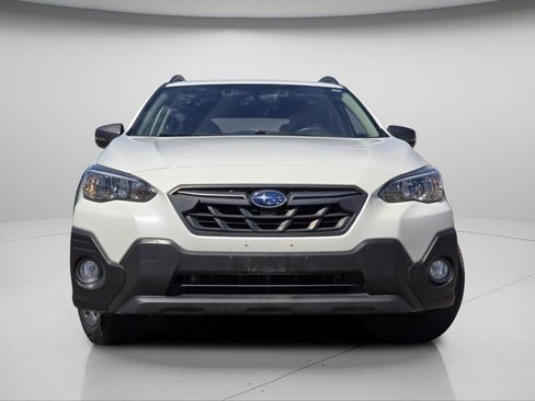 Used 2022 Subaru Crosstrek 2.5i Sport AWD/4WD image 3