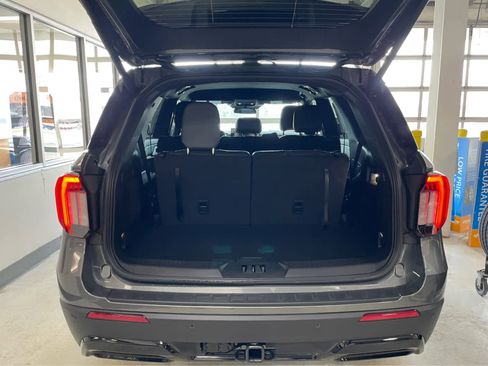 New 2026 Ford Explorer ST-Line w/ ST-Line Street Pack AWD/4WD image 26