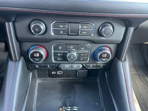Used 2024 Chevrolet Tahoe RST w/ Luxury Package RWD image 30