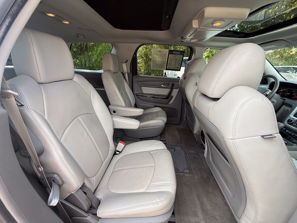 Used 2016 GMC Acadia SLT w/ Open Road Package FWD image 40