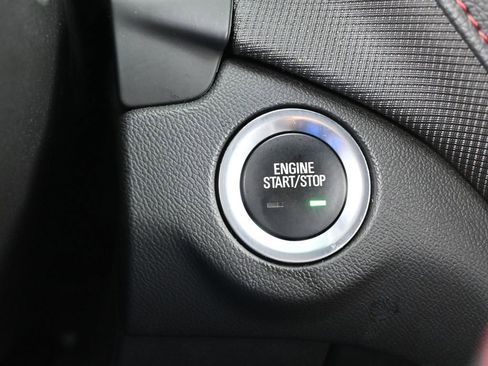 Used 2023 Chevrolet Equinox RS image 28