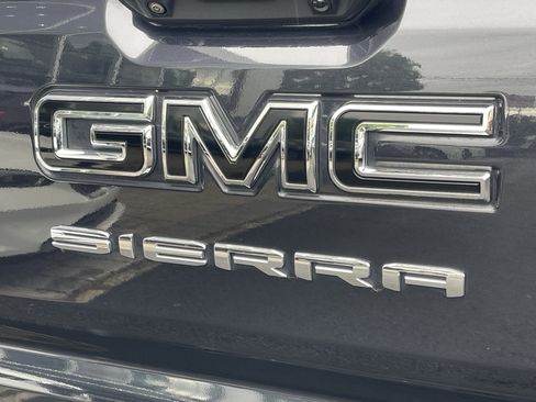 Used 2023 GMC Sierra 1500 Elevation w/ Elevation Premium Package AWD/4WD image 24