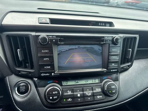 Used 2018 Toyota RAV4 XLE w/ Plus Extra Value Package AWD/4WD image 24