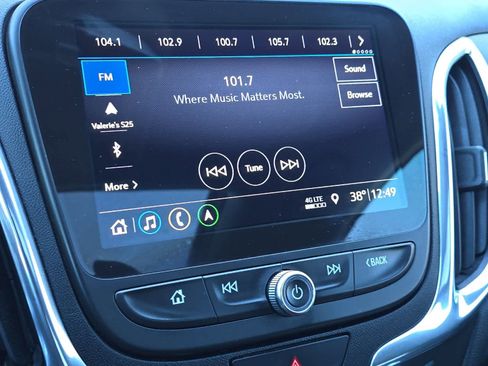 Used 2019 Chevrolet Equinox LT image 18