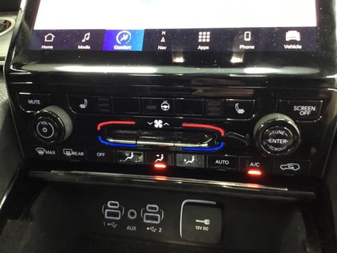 Used 2022 Jeep Grand Cherokee Limited AWD/4WD image 30