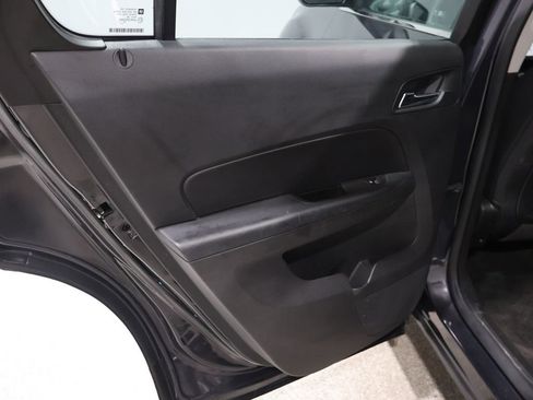 Used 2016 Chevrolet Equinox LS image 17