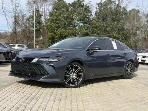 Used 2019 Toyota Avalon XSE w/ All Weather Liner Package image 1