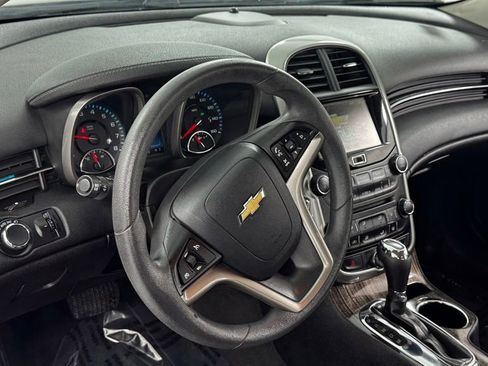 Used 2015 Chevrolet Malibu LT FWD image 31