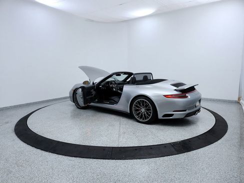 Used 2017 Porsche 911 Carrera 4S image 10