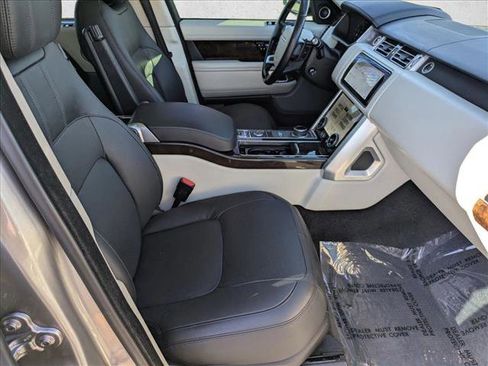 Used 2020 Land Rover Range Rover Long Wheelbase HSE image 21