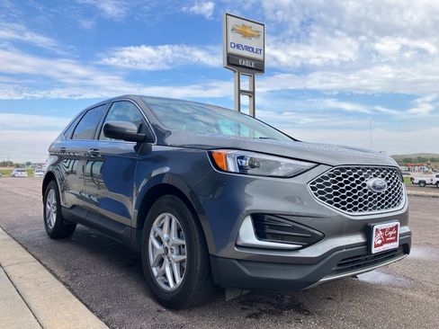 Used 2024 Ford Edge SEL image 1