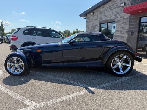 Used 2001 Chrysler Prowler RWD image 9
