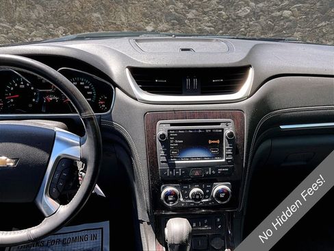 Used 2017 Chevrolet Traverse Premier w/ LPO, 'HIT The Road' Package AWD/4WD image 6