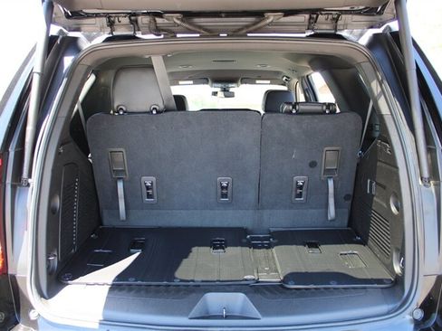 Used 2021 GMC Yukon SLT AWD/4WD image 28