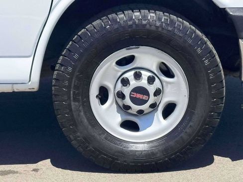 Used 2020 GMC Savana 3500 w/ Driver Convenience Package RWD image 9