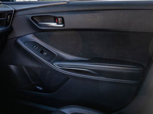 Used 2019 Toyota Avalon XSE FWD image 23