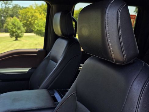 Used 2022 Ford F150 Lariat AWD/4WD image 28