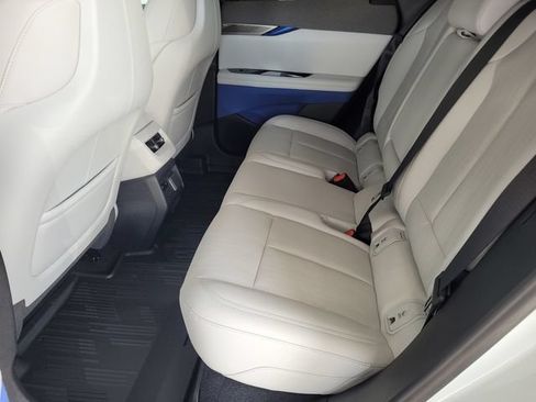 New 2027 Cadillac Optiq Premium Luxury w/ LPO, Floor Liner Package AWD/4WD image 15