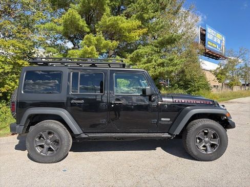 Used 2017 Jeep Wrangler Unlimited Rubicon image 5
