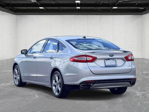Used 2016 Ford Fusion SE AWD/4WD image 6