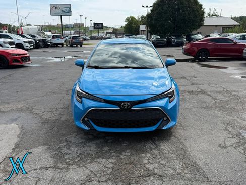 Used 2019 Toyota Corolla XSE FWD image 2
