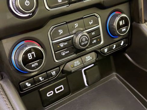 Used 2024 Chevrolet Tahoe High Country image 16